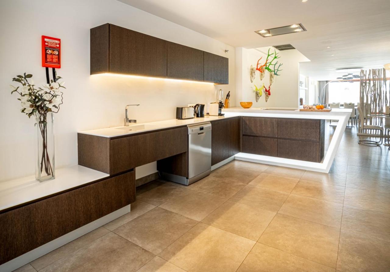 GRAND TERRACE APARTMENT in Puerto de Alcudia Esterno foto